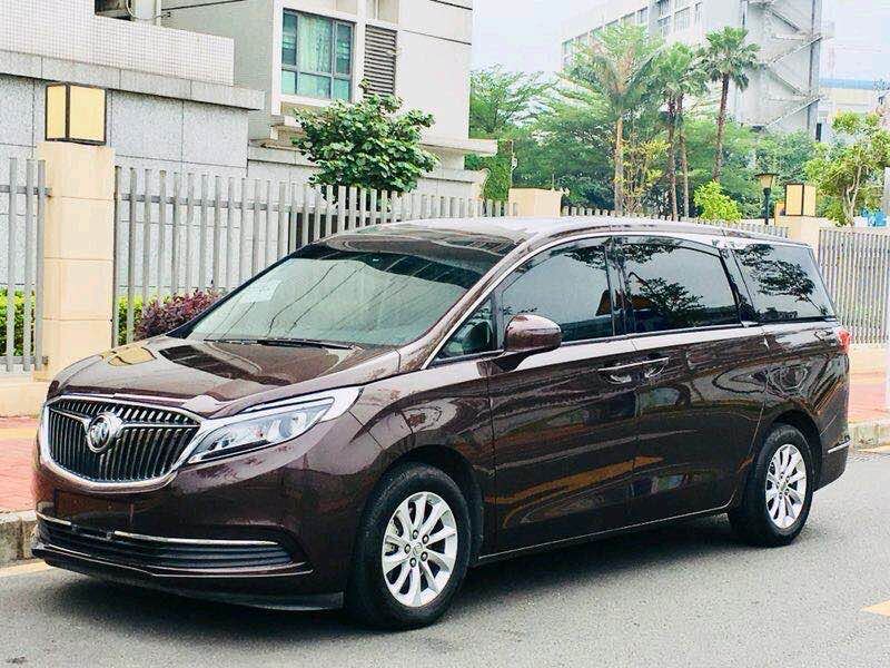 新款別克商務GL8（深圳租車公司）